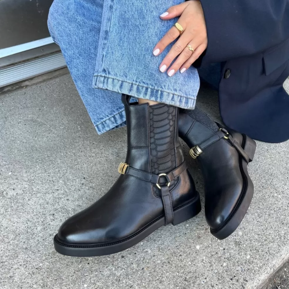 Copenhagen Shoes MOMENTS OF LIFE 2 (GOLD TRIM) - BLACK*Dame Chelsea Boots | Ankelstøvler