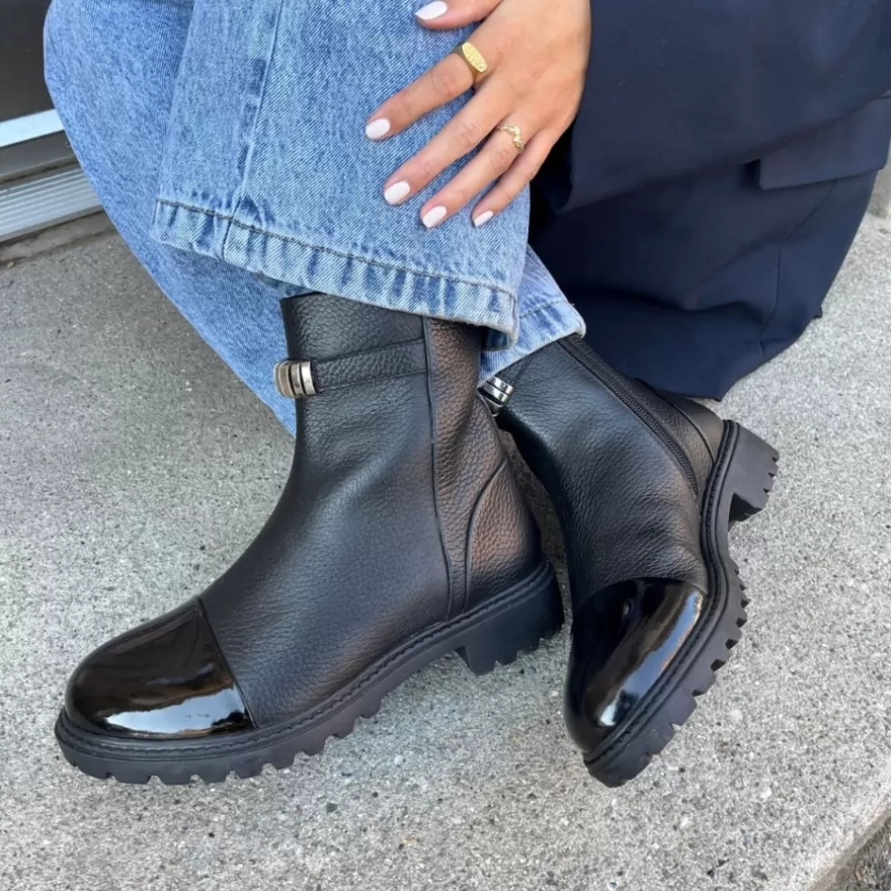 Copenhagen Shoes THE FAIRYTALE AND ME - BLACK/SILVER*Dame Chelsea Boots | Ankelstøvler