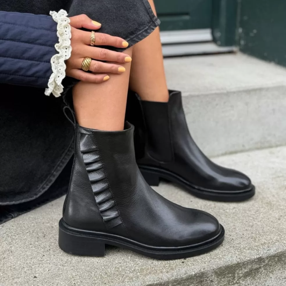 Copenhagen Shoes THE FASHION LOVE - BLACK*Dame Ankelstøvler